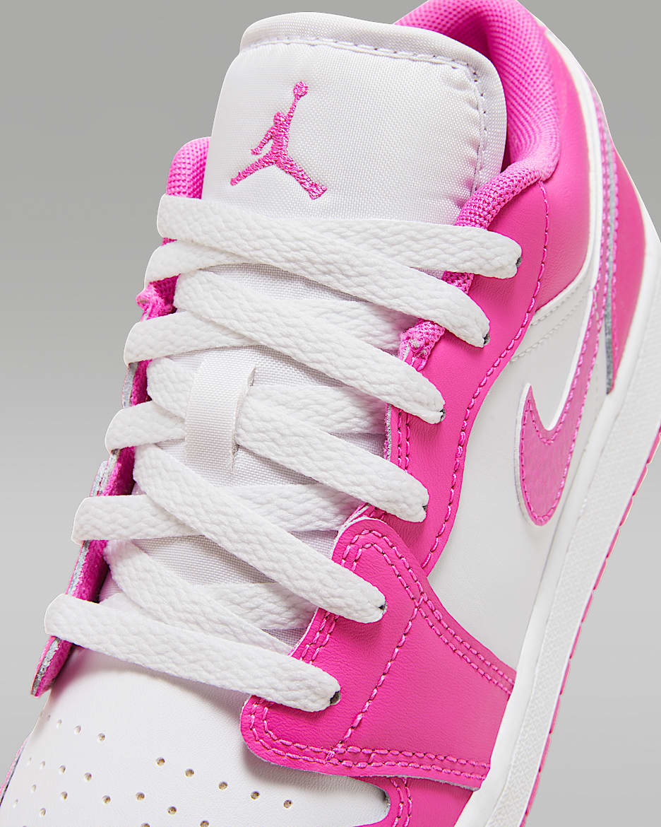 Air Jordan 1 Low Older Kids Shoes